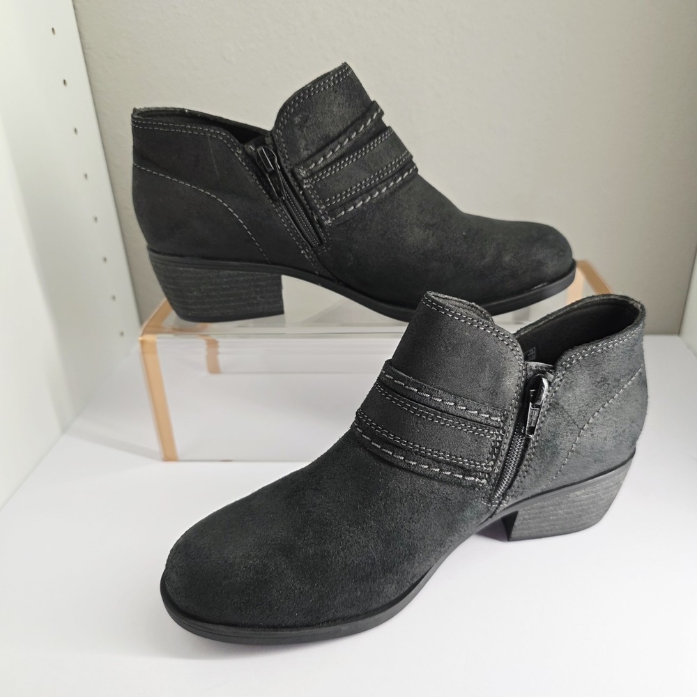 Clarks Collection Charleton Bay Leather Bootie - Black Suede - Size 6.5M - Picture 8 of 13